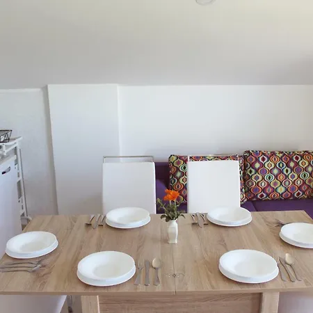 Maria's Paradise * Nin