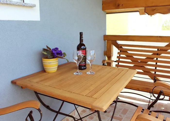 Maria's Paradise * Nin