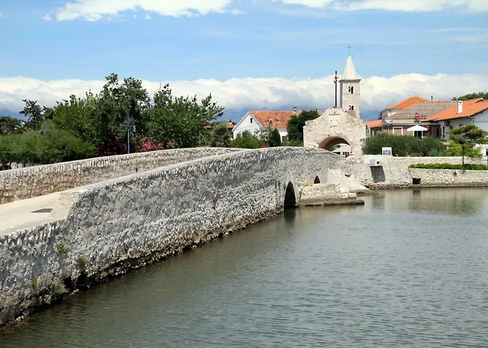 Maria's Paradise * Nin